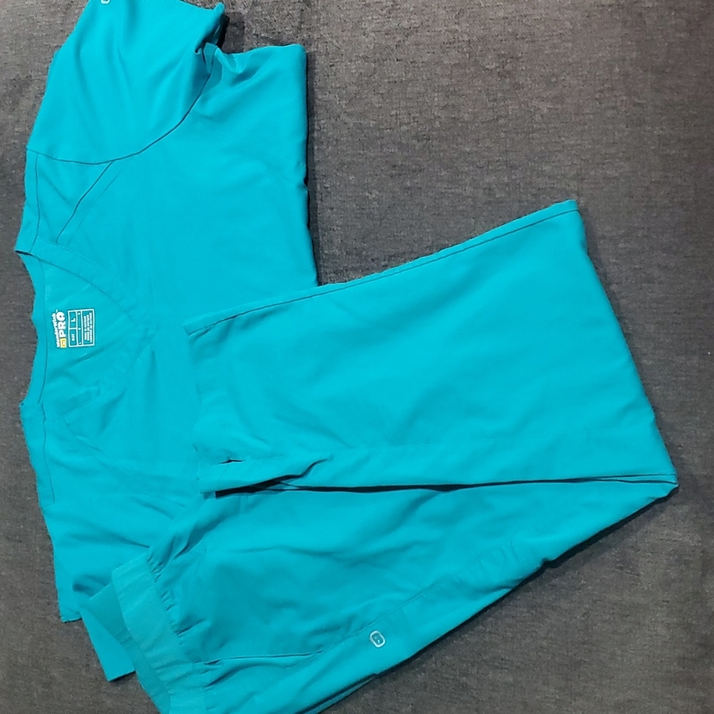WonderWink PRO Scrub Set